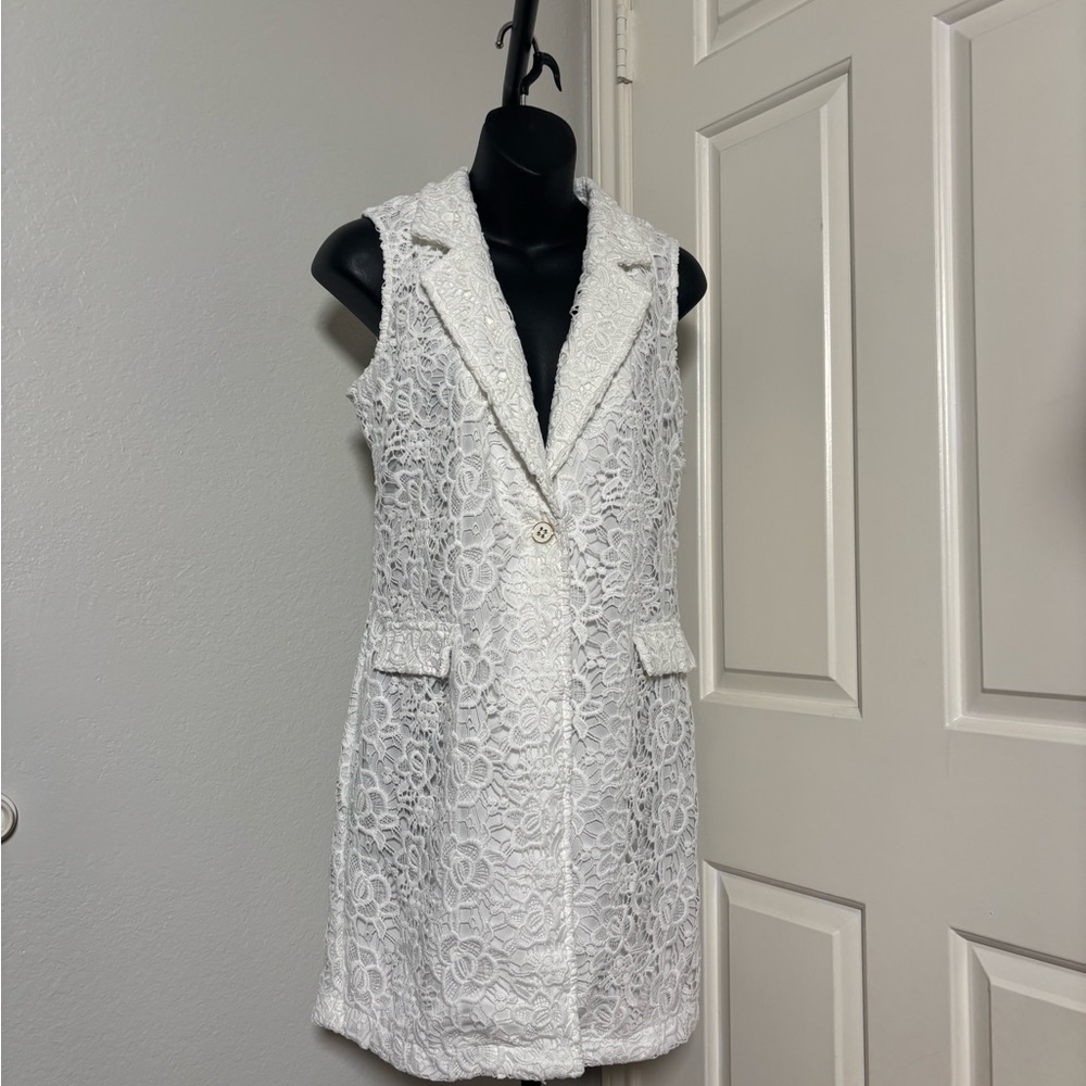 Nanette Lepore Ivory Floral Lace Vest